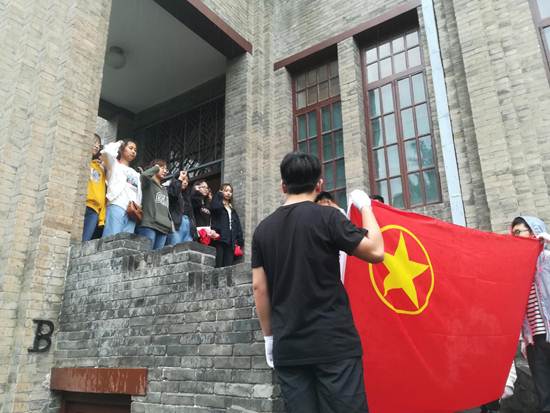 说明: 图片424